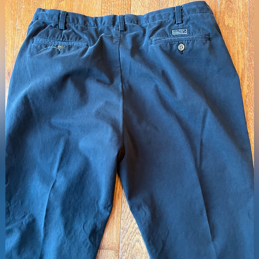 Nautica Men's Black Chinos, Size 40x32 - Picture 11 of 14